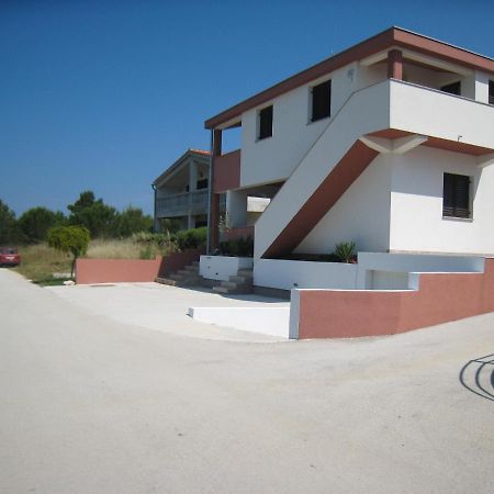 Apartments Vujic Нін Екстер'єр фото