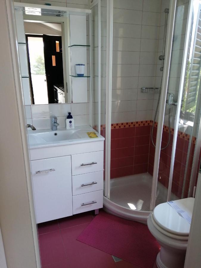 Apartments Vujic Нін Екстер'єр фото