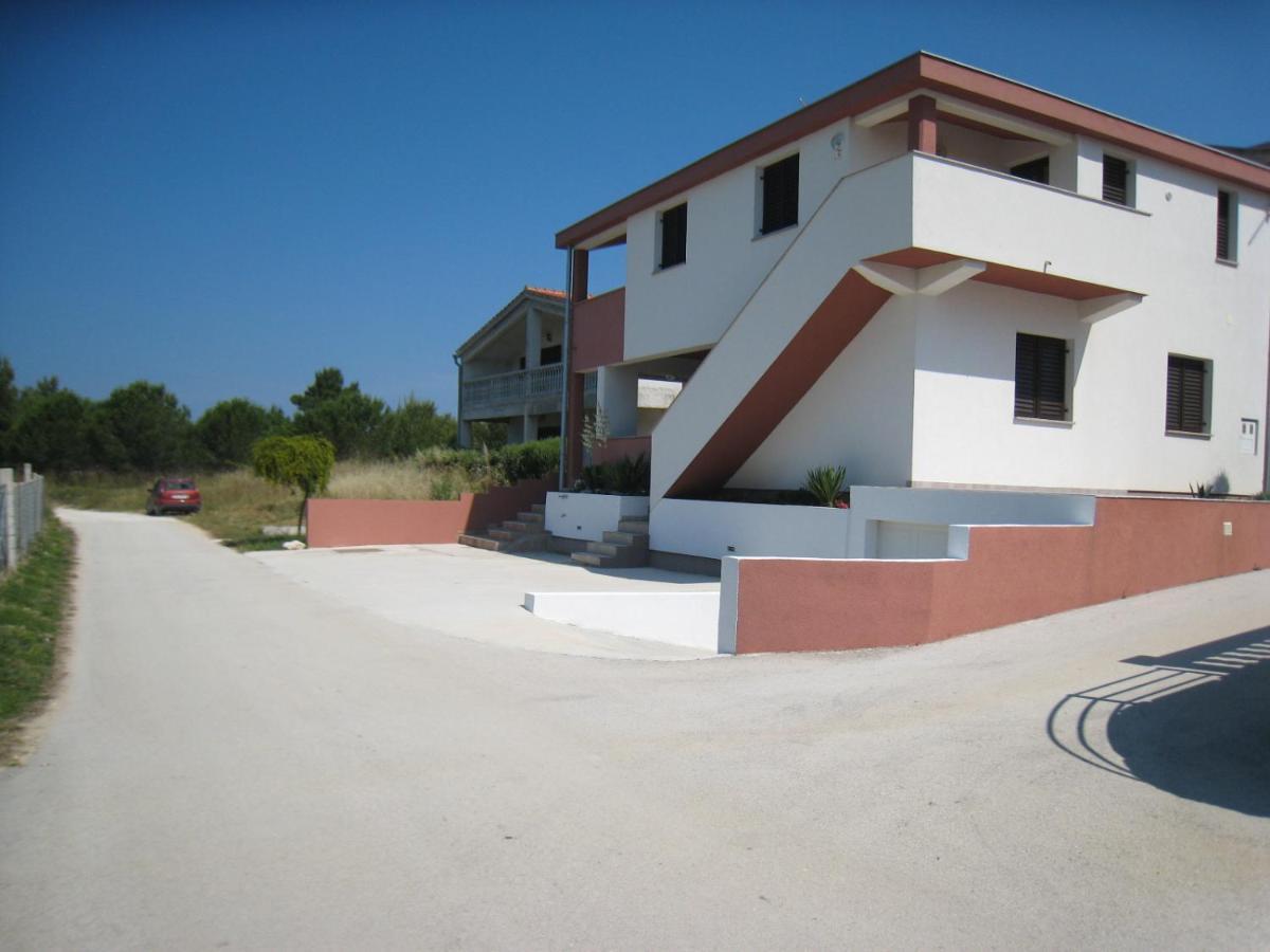 Apartments Vujic Нін Екстер'єр фото